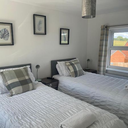 Woodbine Cottage-Part Of Alton Cottages Экстерьер фото